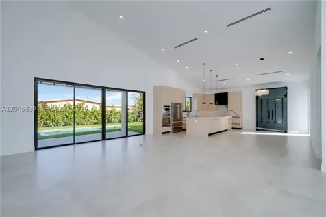 4321 SW 99th Avenue Miami FL 33165