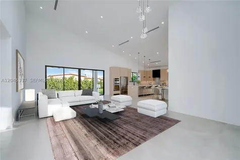 4321 SW 99th Avenue Miami FL 33165