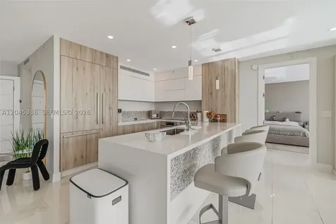 3400 SW 27th Avenue Miami FL 33133