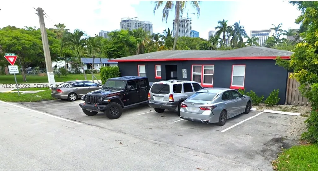 620 SW 7th Street Fort Lauderdale FL 33315