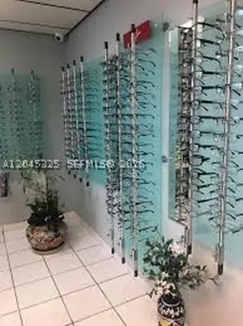 Optical On W Flagler Street Miami FL 33135