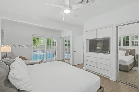 340 Atlantic Road Key Biscayne FL 33149