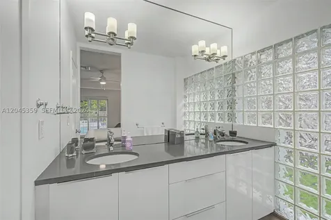 340 Atlantic Road Key Biscayne FL 33149