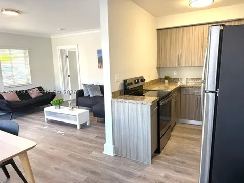 345 85 Miami Beach FL 33141