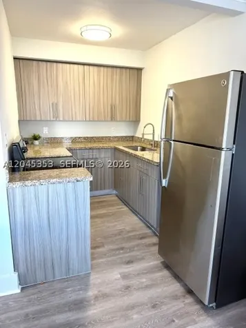345 85 Miami Beach FL 33141