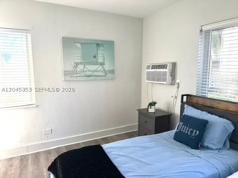345 85 Miami Beach FL 33141