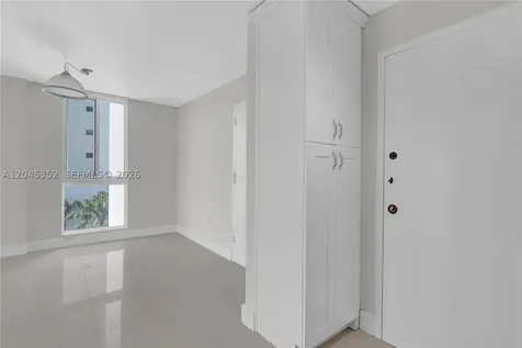 7928 West Drive North Bay Village FL 33141