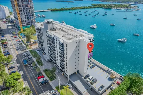 7928 West Drive North Bay Village FL 33141