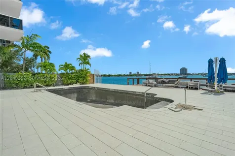 7928 West Drive North Bay Village FL 33141
