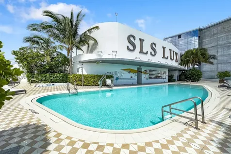801 S Miami Avenue Miami FL 33130