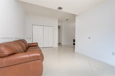 5132 NW 106th Avenue Doral FL 33178