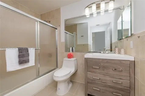 5132 NW 106th Avenue Doral FL 33178