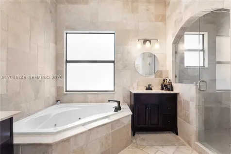 6874 SW 57th Terrace Miami FL 33143