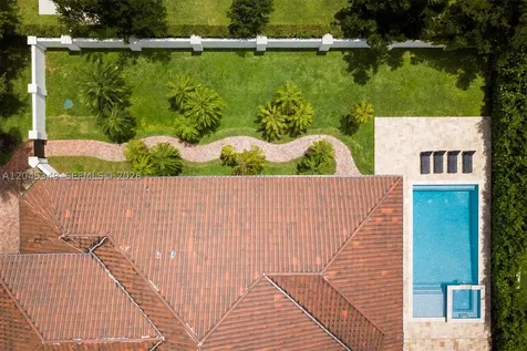 6874 SW 57th Terrace Miami FL 33143