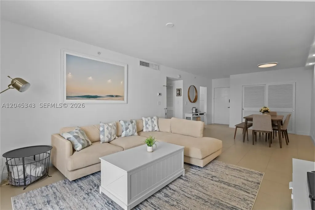 2501 S Ocean Drive Hollywood FL 33019