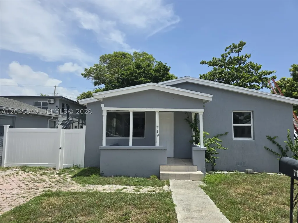 719 21st Street West Palm Beach FL 33407