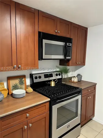 36 NW 6th Avenue Miami FL 33128