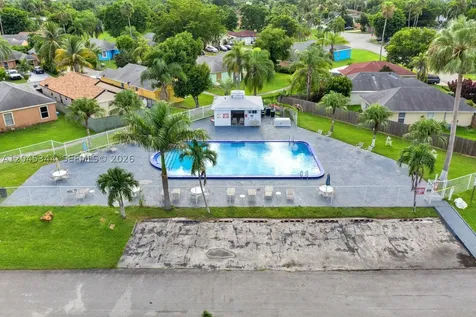768 SW 9th Street Florida City FL 33034
