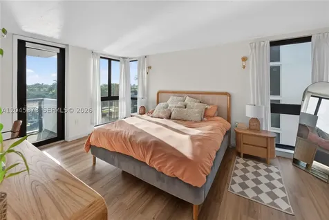 9800 W Bay Harbor Drive Bay Harbor Islands FL 33154