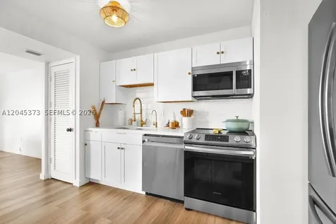 9800 W Bay Harbor Drive Bay Harbor Islands FL 33154