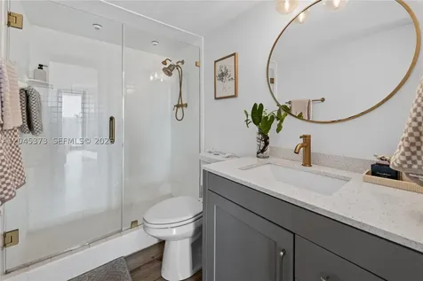 9800 W Bay Harbor Drive Bay Harbor Islands FL 33154