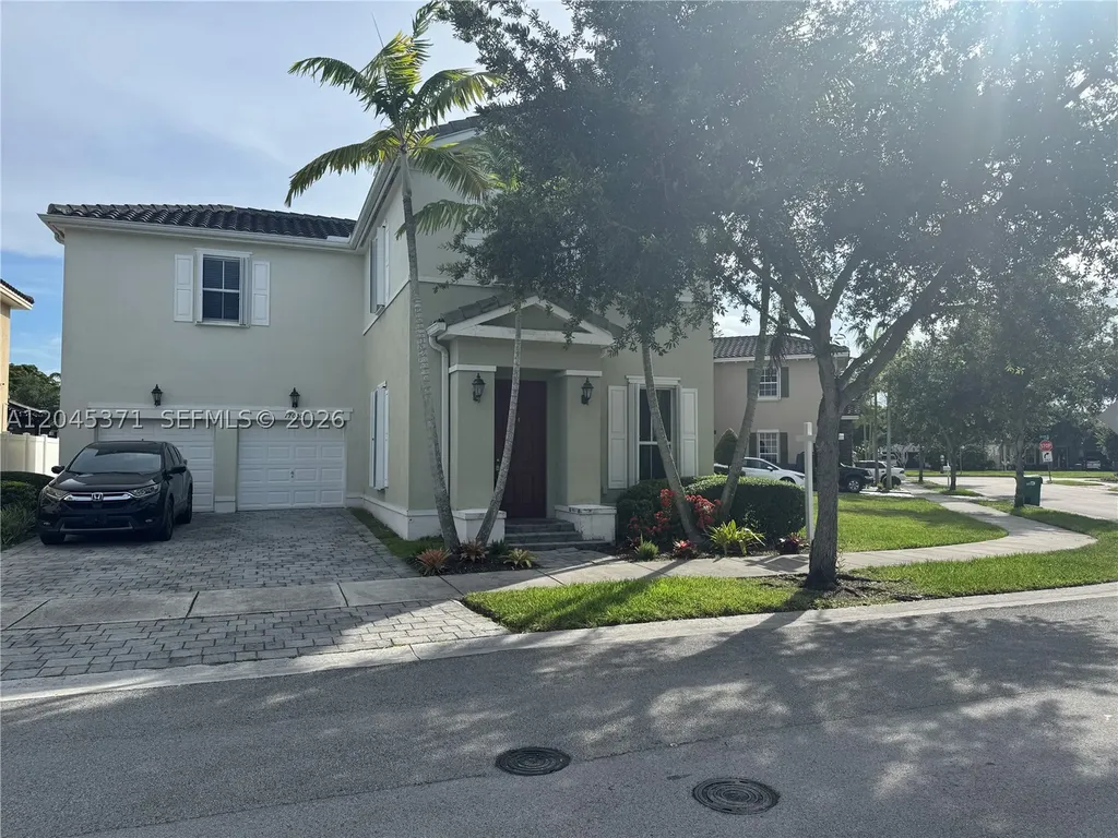 17000 SW 90th Terrace Miami FL 33196
