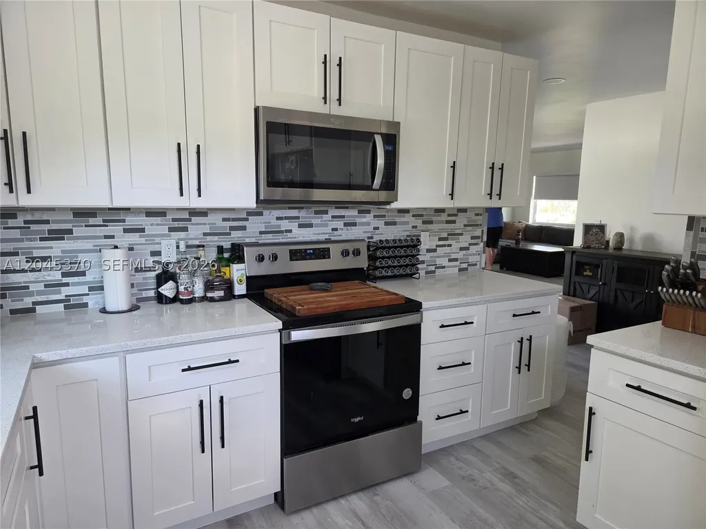 140 NW 18th Street Pompano Beach FL 33060