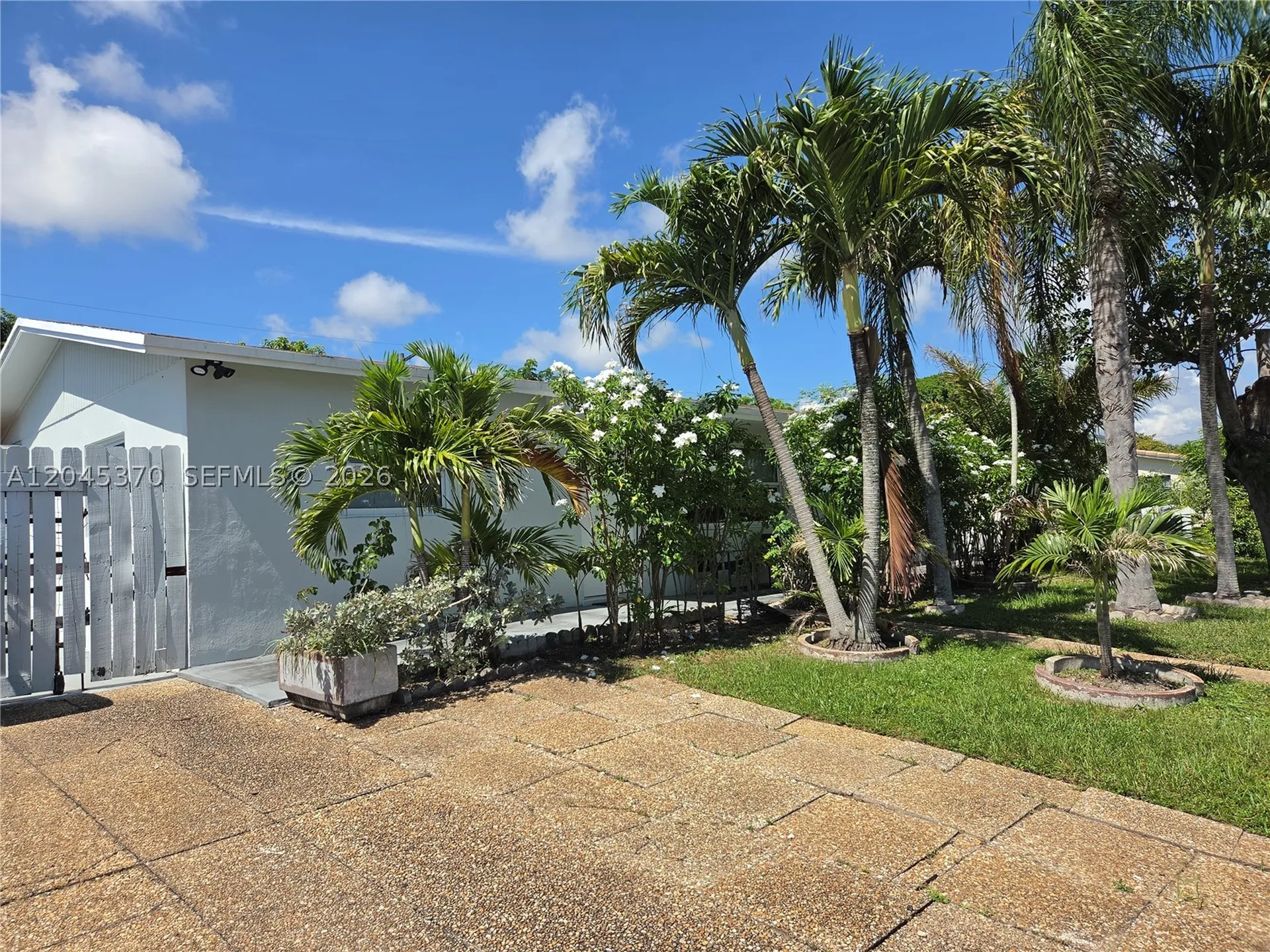 140 NW 18th Street Pompano Beach FL 33060