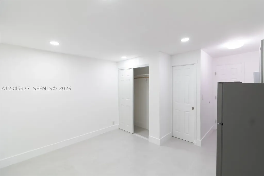 5803 Buchanan Street Hollywood FL 33021