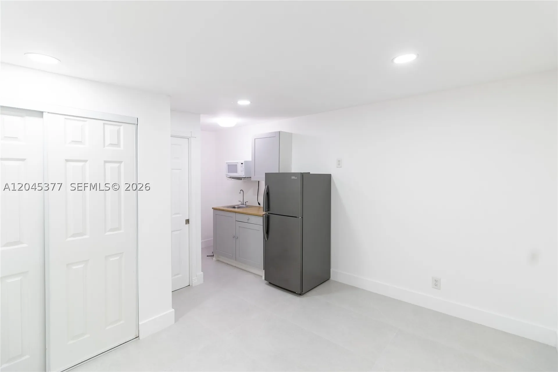 5803 Buchanan Street Hollywood FL 33021