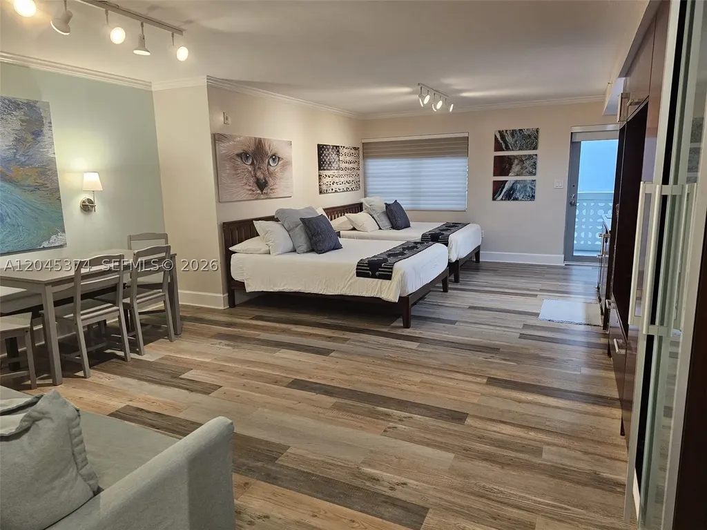 1024 Ocean Drive Miami Beach FL 33139