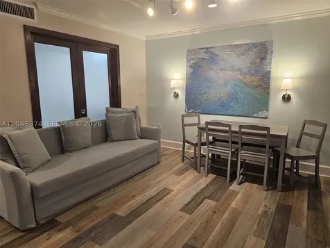 1024 Ocean Drive Miami Beach FL 33139
