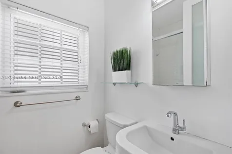 439 15th Street Miami Beach FL 33139