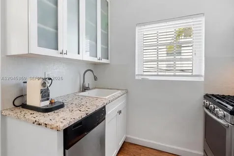 439 15th Street Miami Beach FL 33139