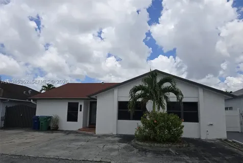 740 SW 99th Ct Circle Miami FL 33174
