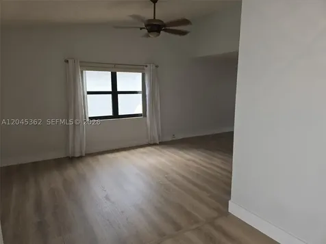 740 SW 99th Ct Circle Miami FL 33174