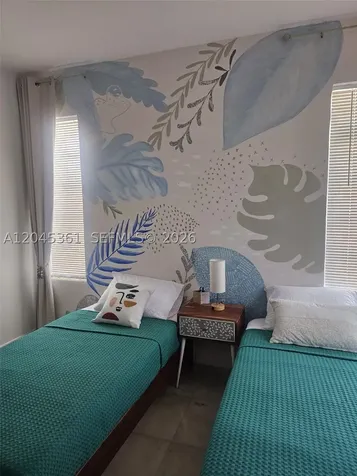 801 8th Street Miami Beach FL 33139