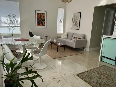 801 8th Street Miami Beach FL 33139