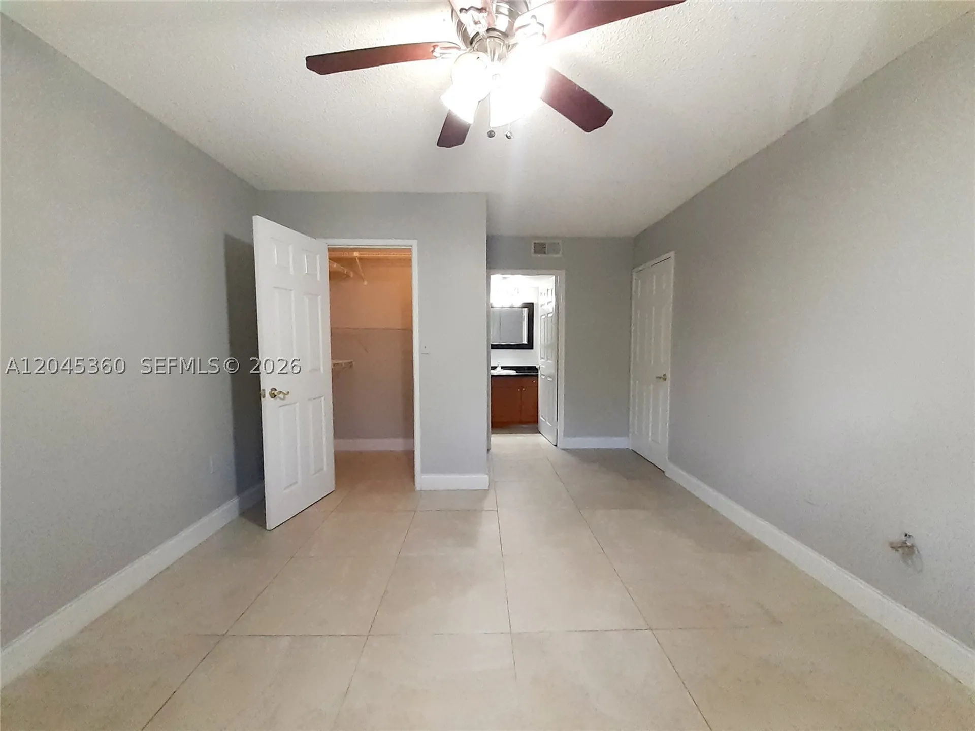 8407 Coral Lake Manor Coral Springs FL 33065