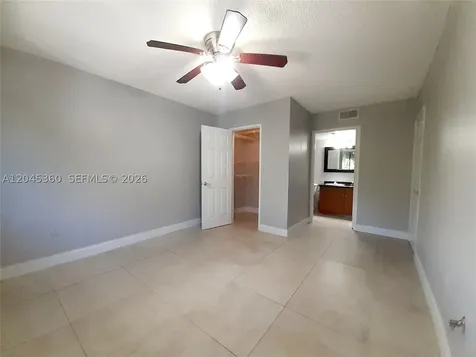 8407 Coral Lake Manor Coral Springs FL 33065