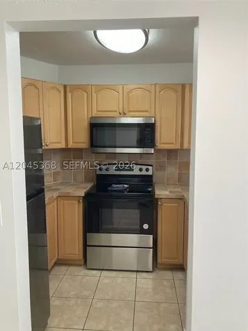 6995 NW 186th Street Hialeah FL 33015