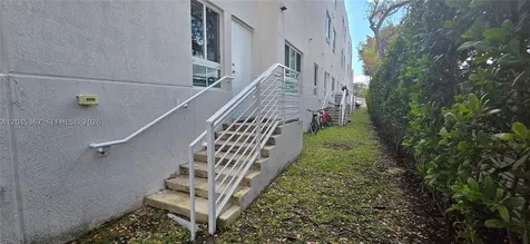 2535 NE 193rd Street Miami FL 33180