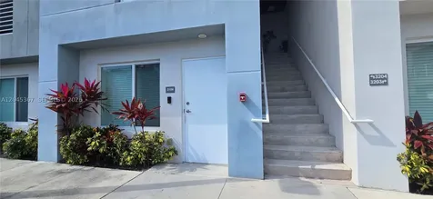 2535 NE 193rd Street Miami FL 33180