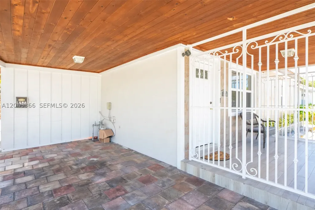 1520 N Andrews Avenue Fort Lauderdale FL 33311