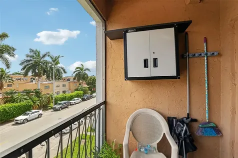 1300 W 53rd Street Hialeah FL 33012