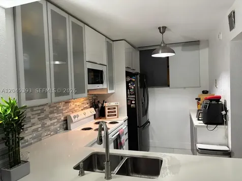 109 Lake Emerald Drive Oakland Park FL 33309