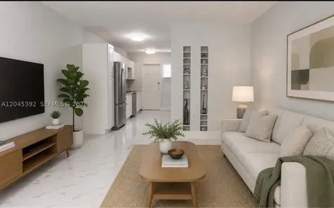 636 Meridian Avenue Miami Beach FL 33139