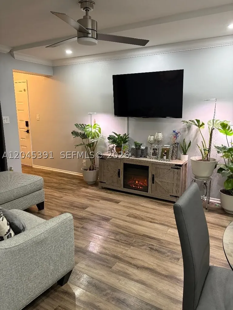 109 Gardens Drive Pompano Beach FL 33069