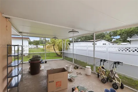 5190 SW 89th Avenue Cooper City FL 33328