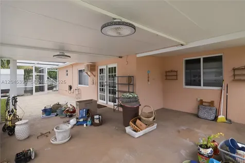 5190 SW 89th Avenue Cooper City FL 33328